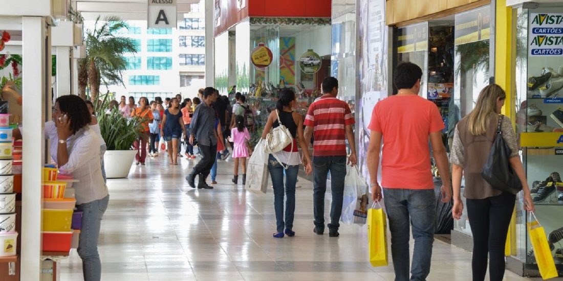 Boom nos shoppings: faturamento acima de R$ 200 bilhões abre espaço para franquias de moda infantil