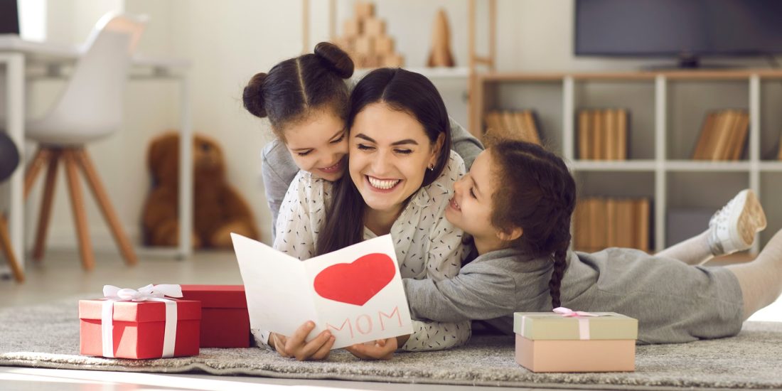 Dia das Mães: 12 milhões de consumidores devem ir às compras na última hora, apontam CNDL/SPC Brasil