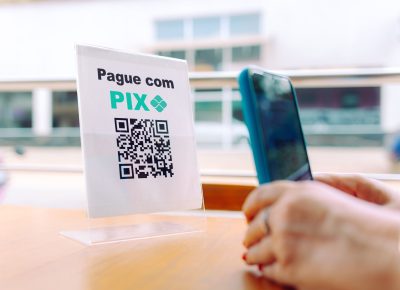 PIX supera cartão de crédito nas compras internacionais e muda a disputa pelos pagamentos