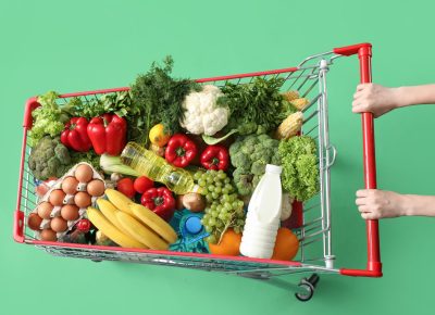 Varejo alimentar enfrenta dificuldade para preencher vagas e precisa se adaptar ao novo perfil dos jovens
