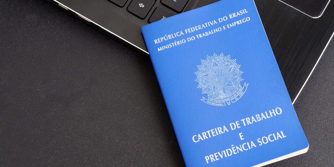 Governo adia pela 3ª vez portaria que limita trabalho aos feriados