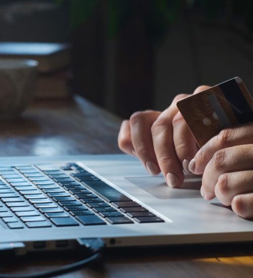 60 milhões de consumidores possuem compras parceladas, aponta CNDL/SPC Brasil
