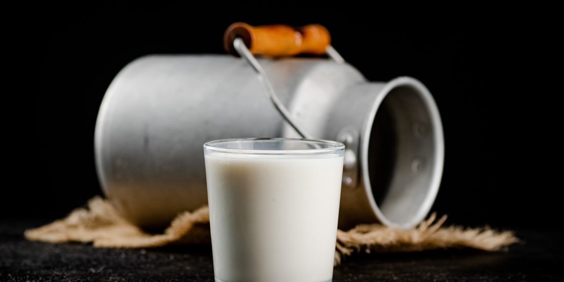 Brasileiros ampliam consumo de bebidas vegetais e buscam opções mais nutritivas e sustentáveis