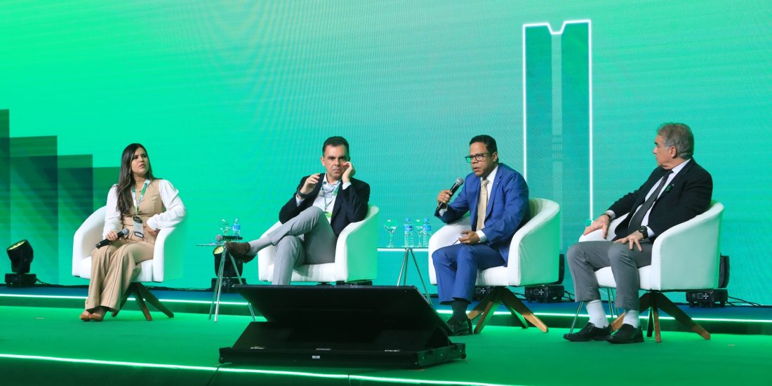 Frente Parlamentar do Comércio e Serviços apresenta conquistas e prioridades durante o Fórum Nacional do Comércio