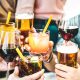 Consumo de bebidas alcoólicas cai mundialmente, varejo se adapta a nova demanda