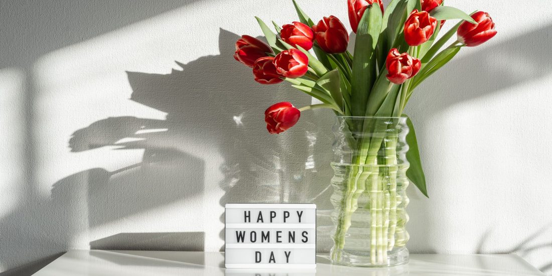 Mês da Mulher: a moda como expressão de autoestima e identidade