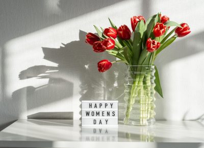 Mês da Mulher: a moda como expressão de autoestima e identidade