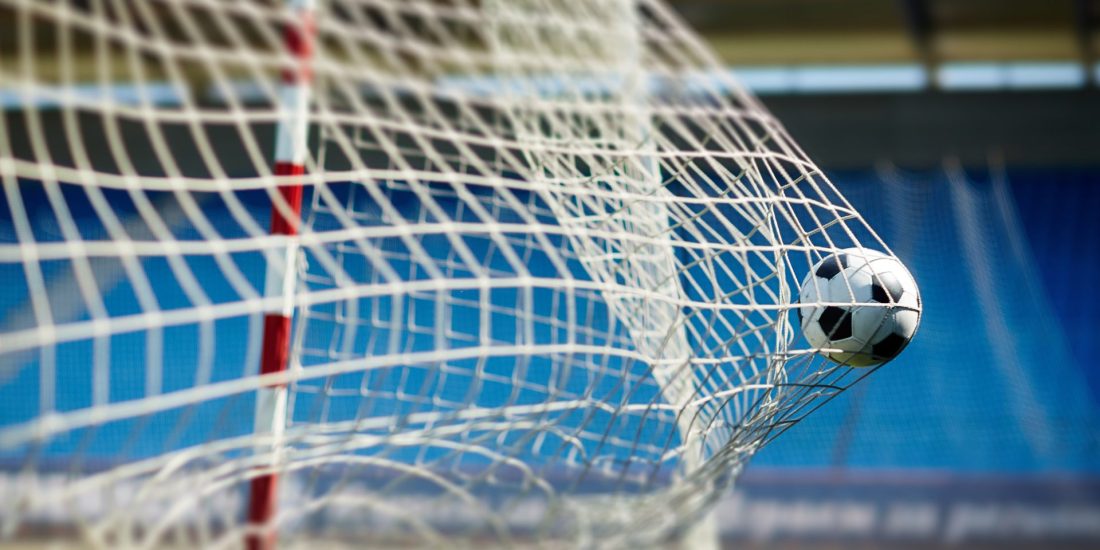 Principal competição do futebol de seleções impulsiona consumo e reforça importância da produção sob demanda com eficiência e personalização