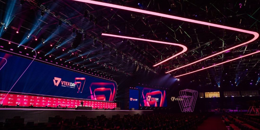 Louis Vuitton, Estée Lauder e Swarovski falam sobre redefinição do luxo na era digital no VTEX DAY 2026