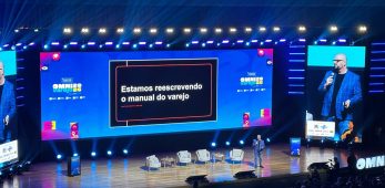 Caio Camargo abre programação do OmniVarejo 2026 com reflexões sobre a experiência no varejo
